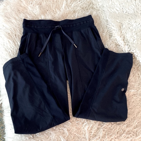 lululemon Dance Studio Mid Rise Cropped Pants Navy - Picture 2 of 7